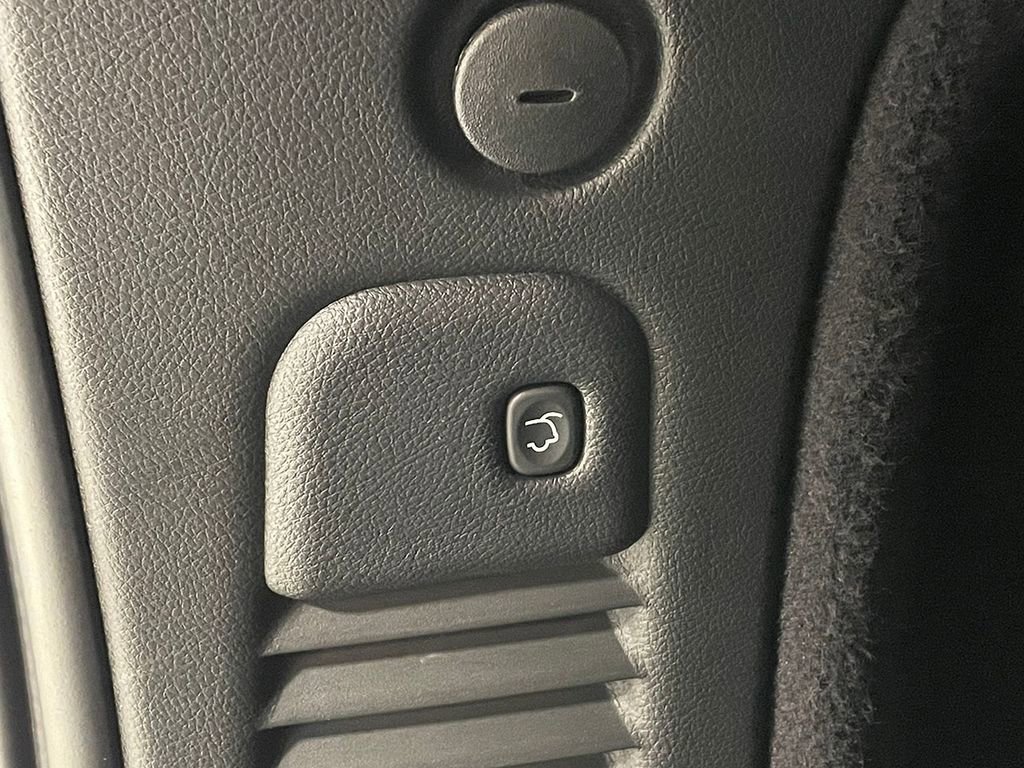 Used 2022 Dodge Durango GT image 13