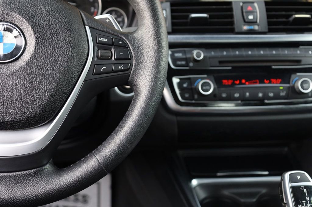 Used 2015 BMW 435i xDrive Convertible image 31