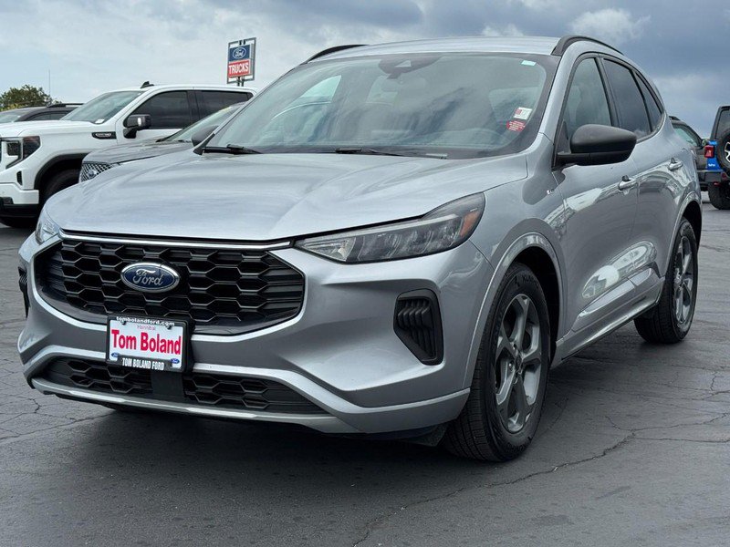 Used 2023 Ford Escape ST-Line FWD image 8