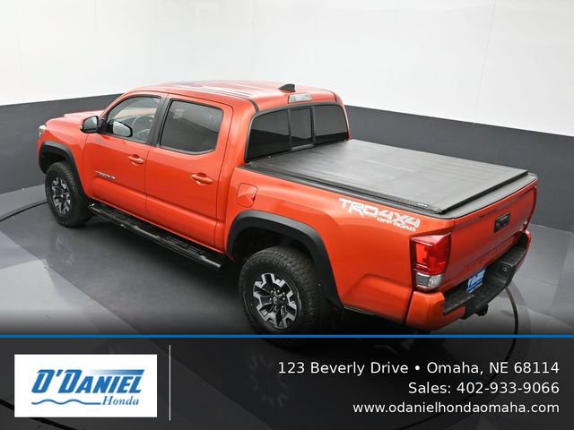 Used 2016 Toyota Tacoma TRD Off-Road AWD/4WD image 15