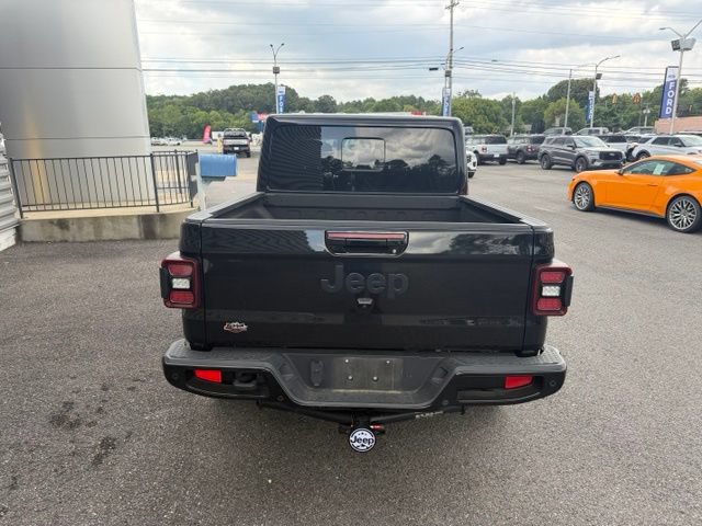 Used 2023 Jeep Gladiator Overland AWD/4WD image 3
