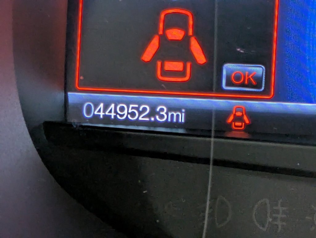 Used 2019 Ford Edge Titanium w/ Equipment Group 301A image 16