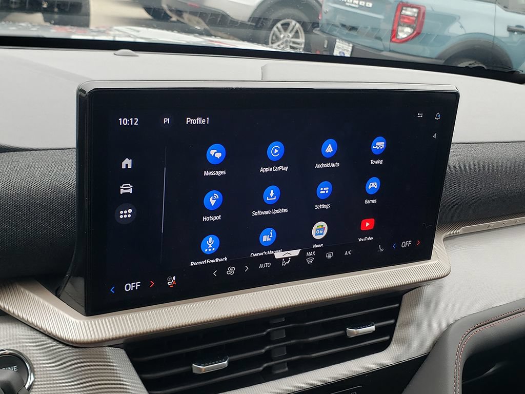 Used 2025 Ford Explorer Active w/ Active Comfort Package AWD/4WD image 24