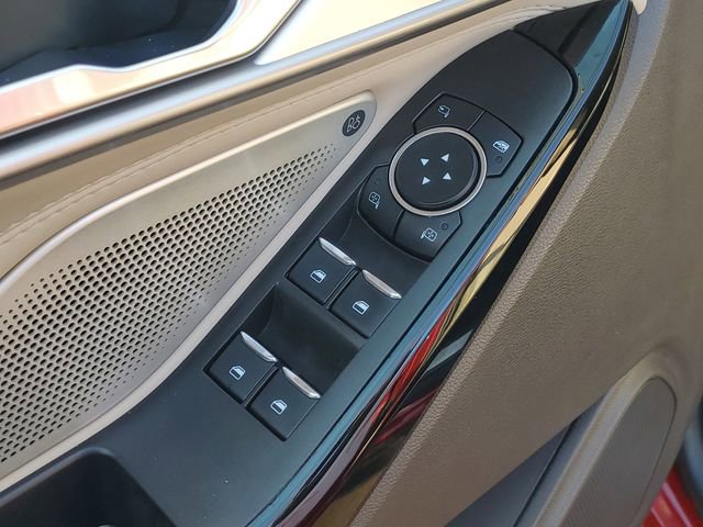 Certified 2023 Ford Explorer Platinum w/ Technology Package image 9