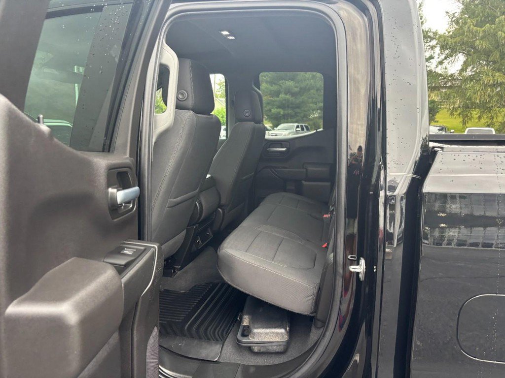 Used 2022 Chevrolet Silverado 1500 Custom w/ Safety Confidence Package RWD image 10