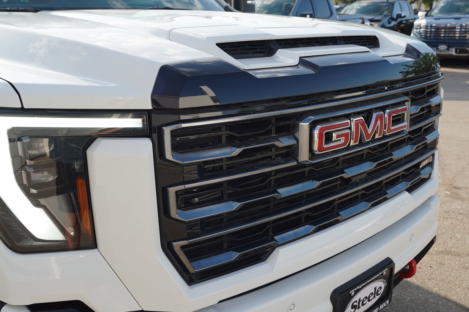 New 2026 GMC Sierra 2500 AT4 w/ AT4 Premium Plus Package AWD/4WD image 27