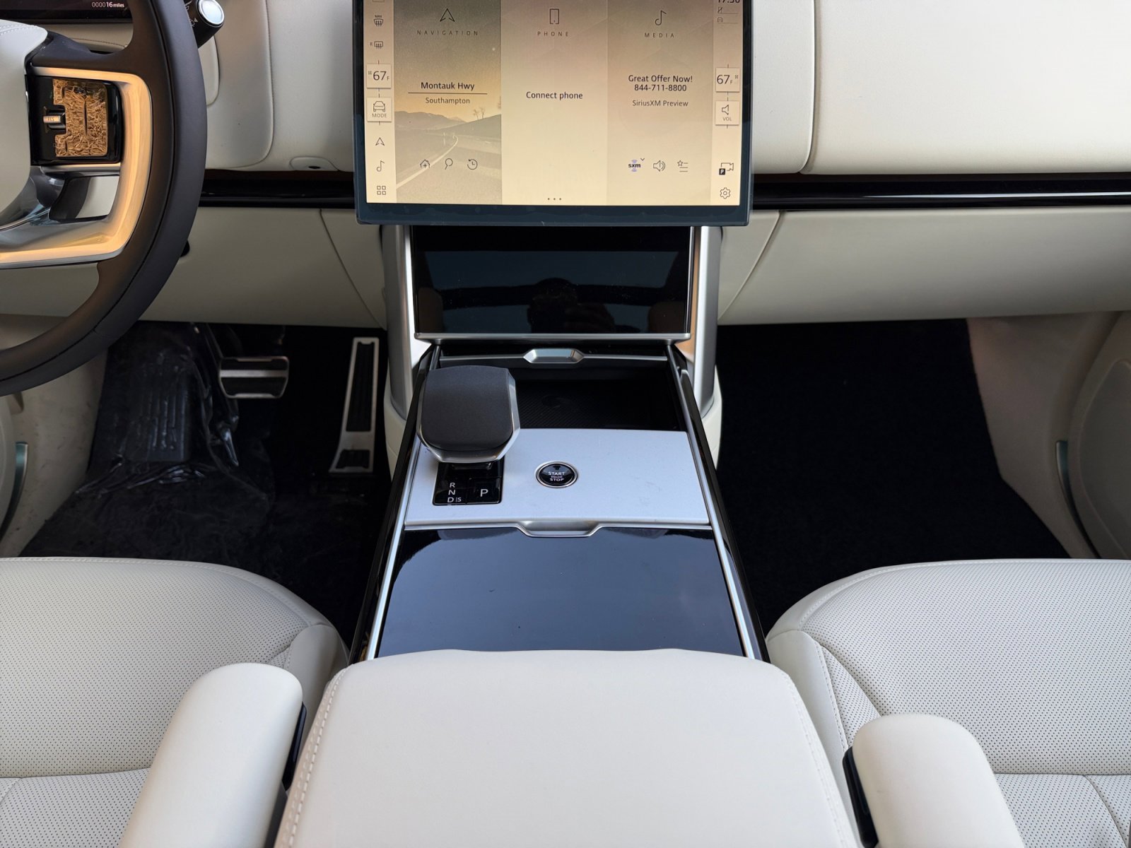New 2026 Land Rover Range Rover SE AWD/4WD image 15