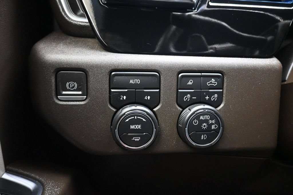 Used 2023 Chevrolet Silverado 1500 LTZ w/ LPO, Dark Essentials Package AWD/4WD image 31