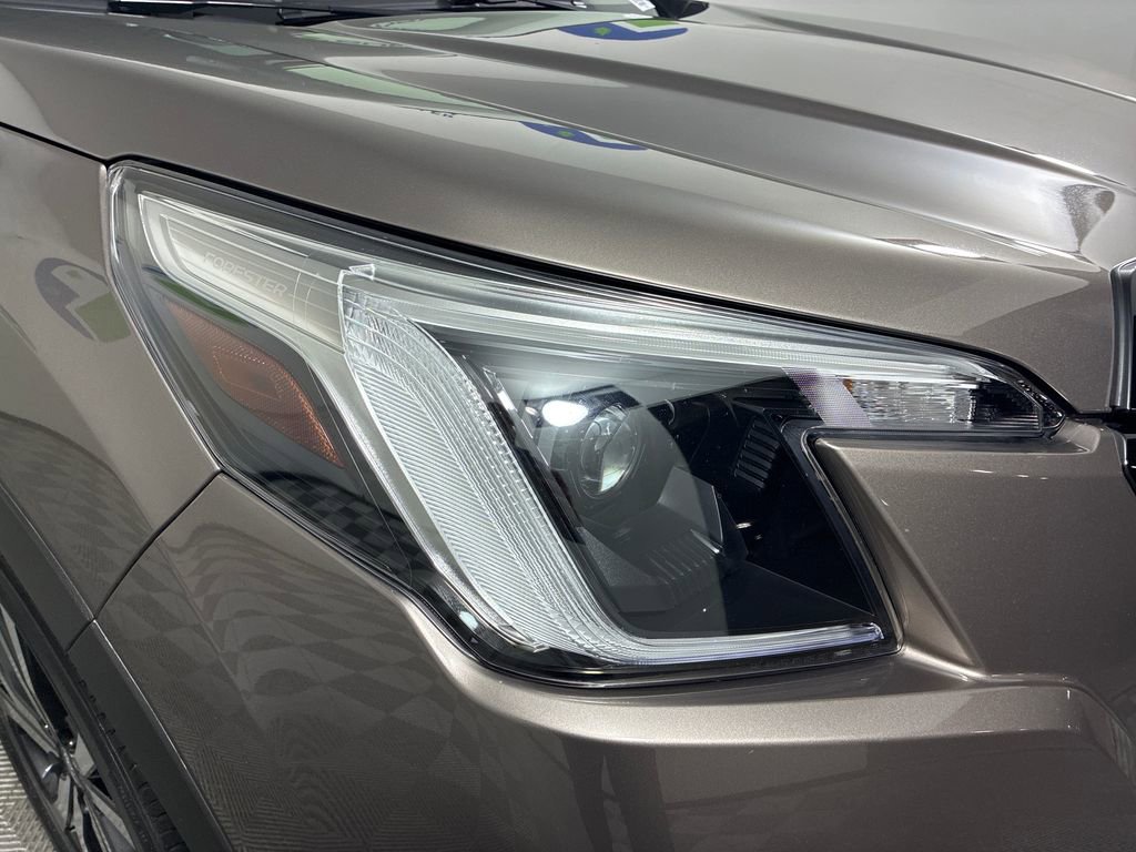 Certified 2023 Subaru Forester Limited image 4