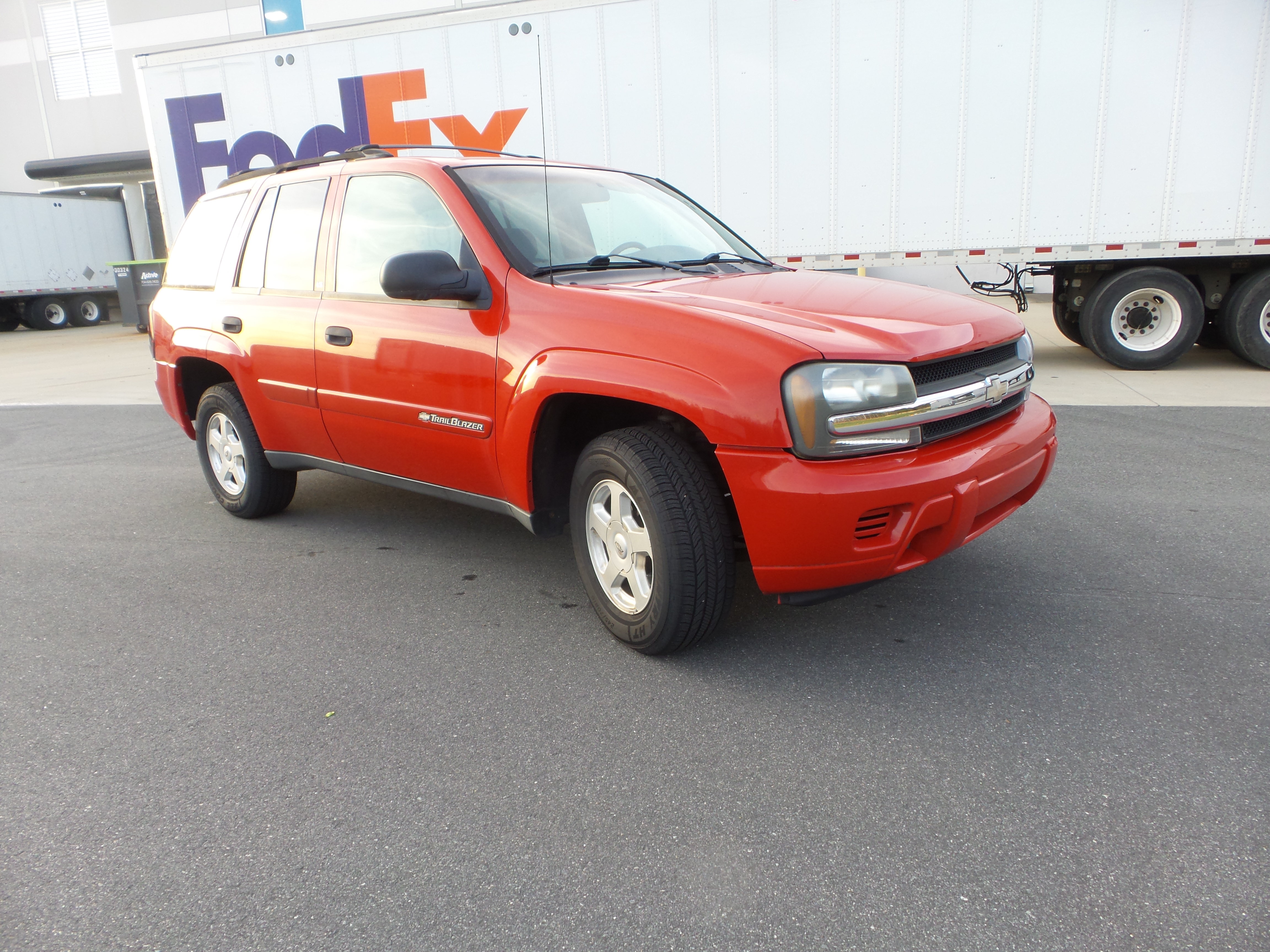 Used 2002 Chevrolet TrailBlazer LS w/ Preferred Equipment Group RWD image 4