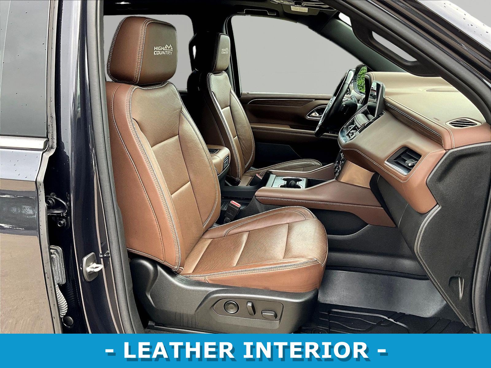 Used 2022 Chevrolet Suburban High Country AWD/4WD image 30