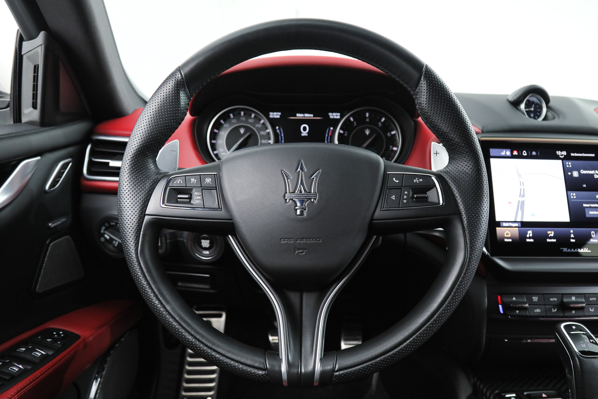 Used 2021 Maserati Ghibli S GranSport RWD image 17