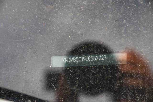 Certified 2020 Kia Sedona LX image 13