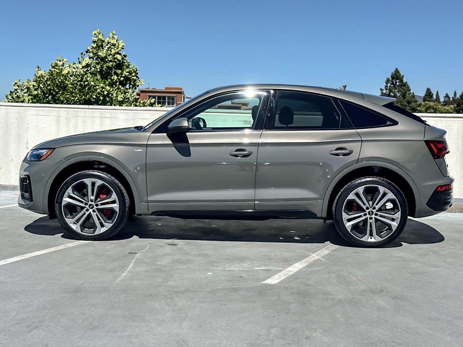 Used 2025 Audi Q5 2.0T Premium Plus AWD/4WD image 8