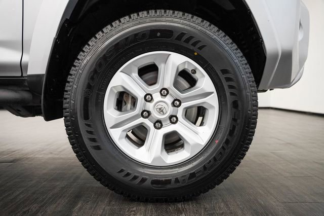 Used 2019 Toyota 4Runner SR5 RWD image 42