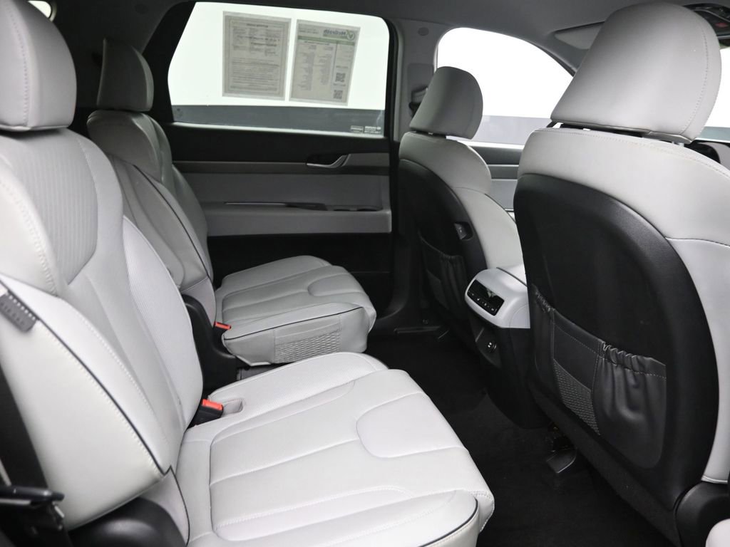 Used 2024 Hyundai Palisade SEL image 8