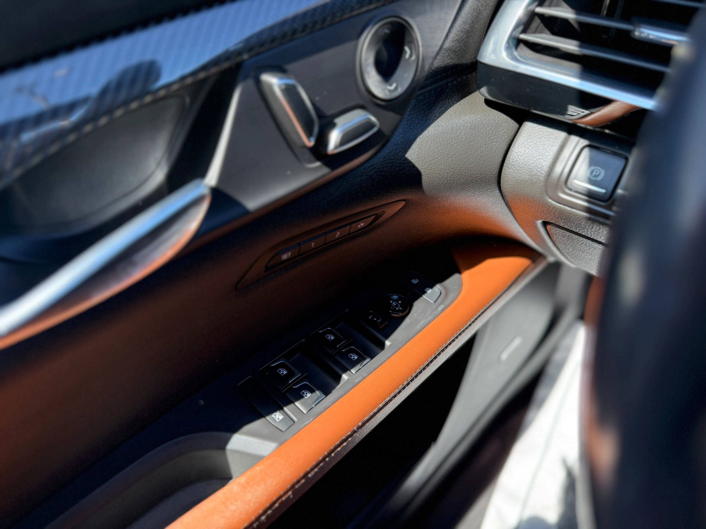 Used 2018 Cadillac CT6 Luxury image 28