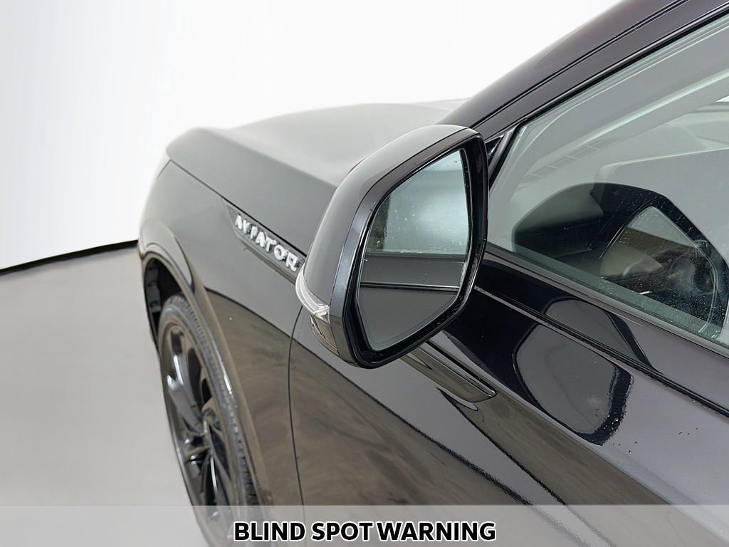 Used 2025 Lincoln Aviator Reserve w/ Jet Appearance Package image 5