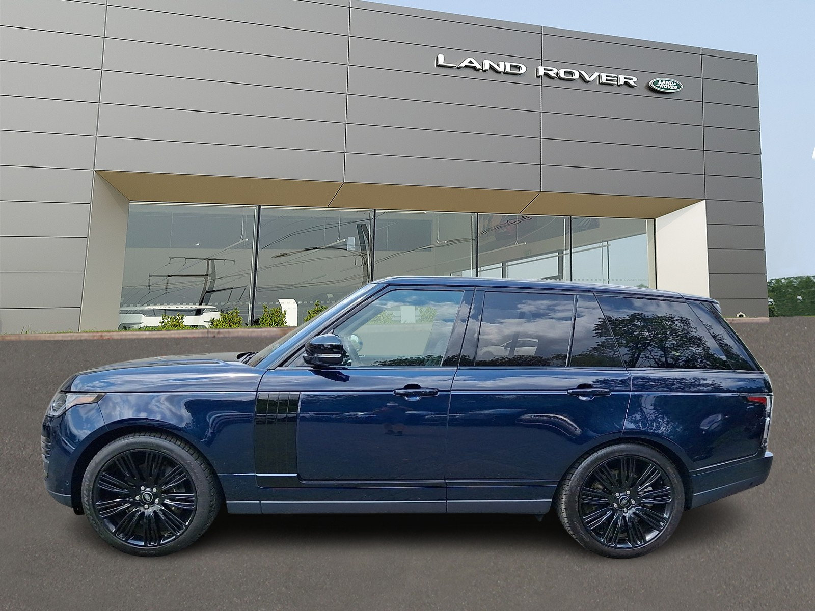 Used 2022 Land Rover Range Rover Westminster Edition AWD/4WD image 6