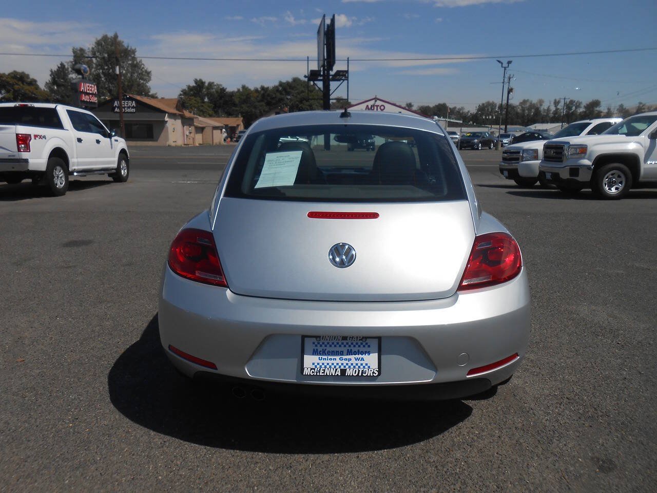 Used 2012 Volkswagen Beetle 2.5 FWD image 8
