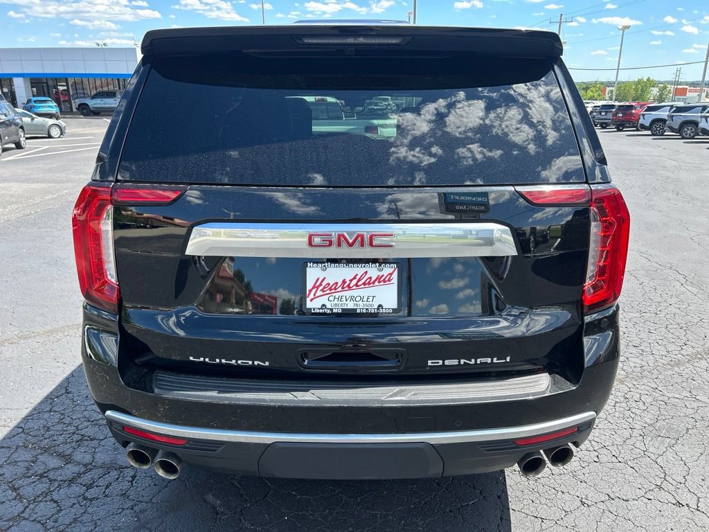 Used 2024 GMC Yukon Denali w/ Denali Reserve Package AWD/4WD image 5