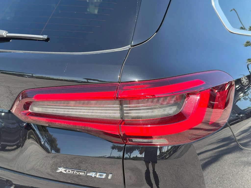 Used 2023 BMW X5 xDrive40i w/ Premium Package AWD/4WD image 10