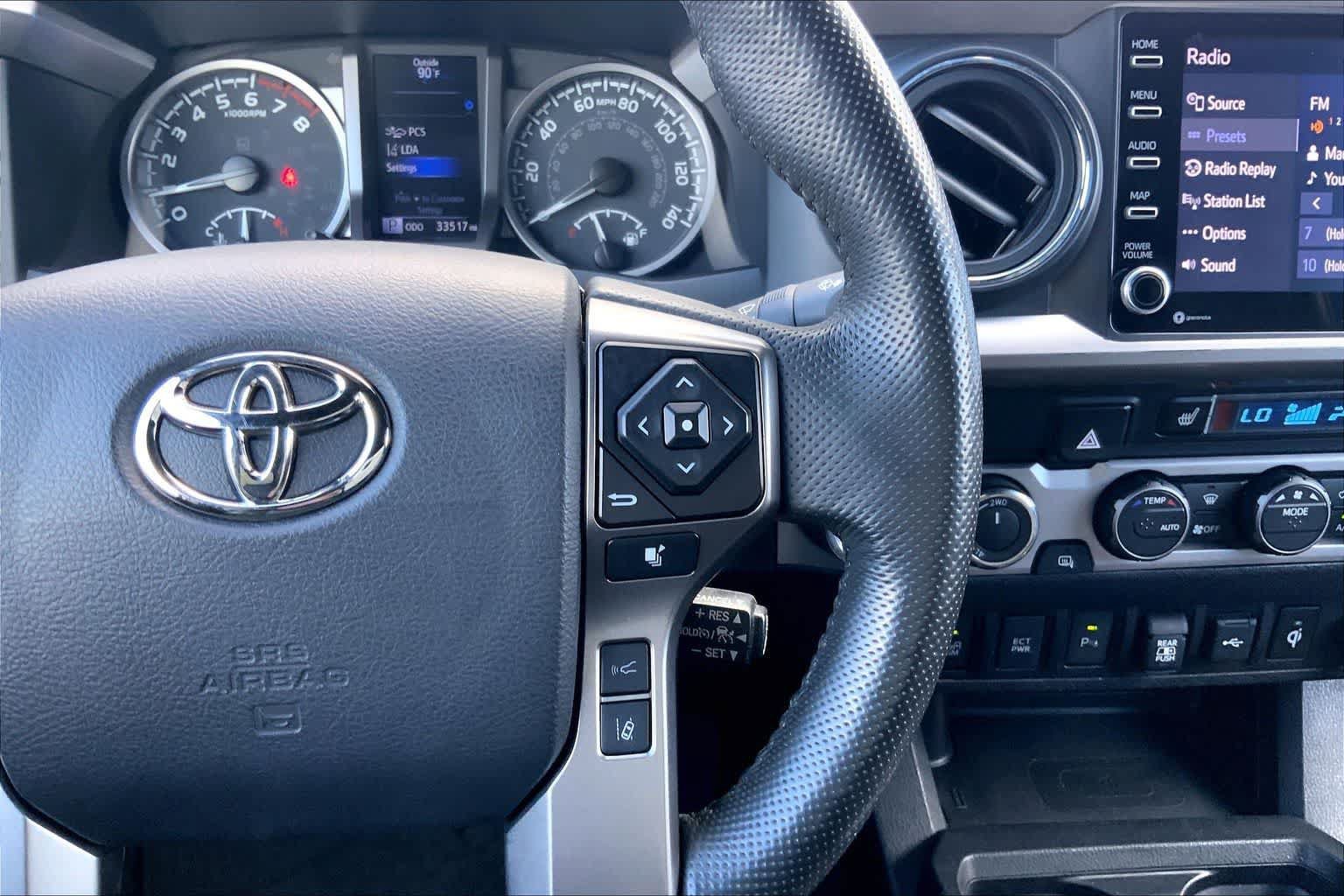 Used 2022 Toyota Tacoma Limited AWD/4WD image 25