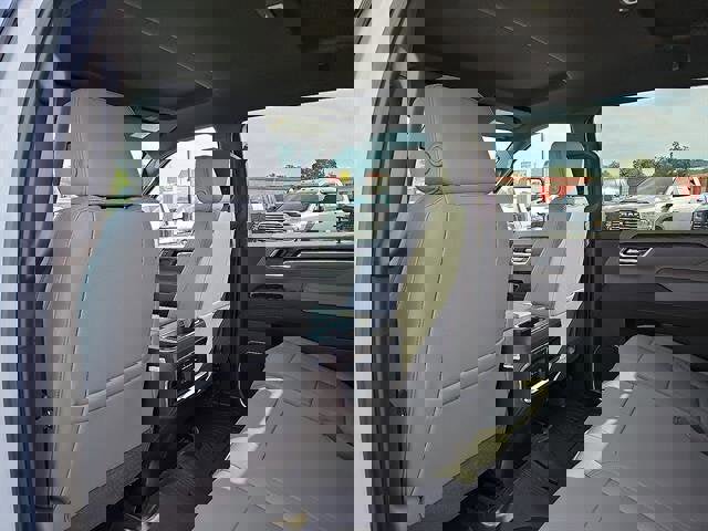 New 2026 GMC Sierra 2500 SLT w/ Texas SLT Premium Package image 11