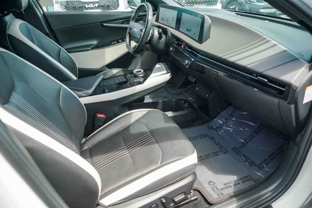 Certified 2023 Kia EV6 GT-Line AWD/4WD image 15