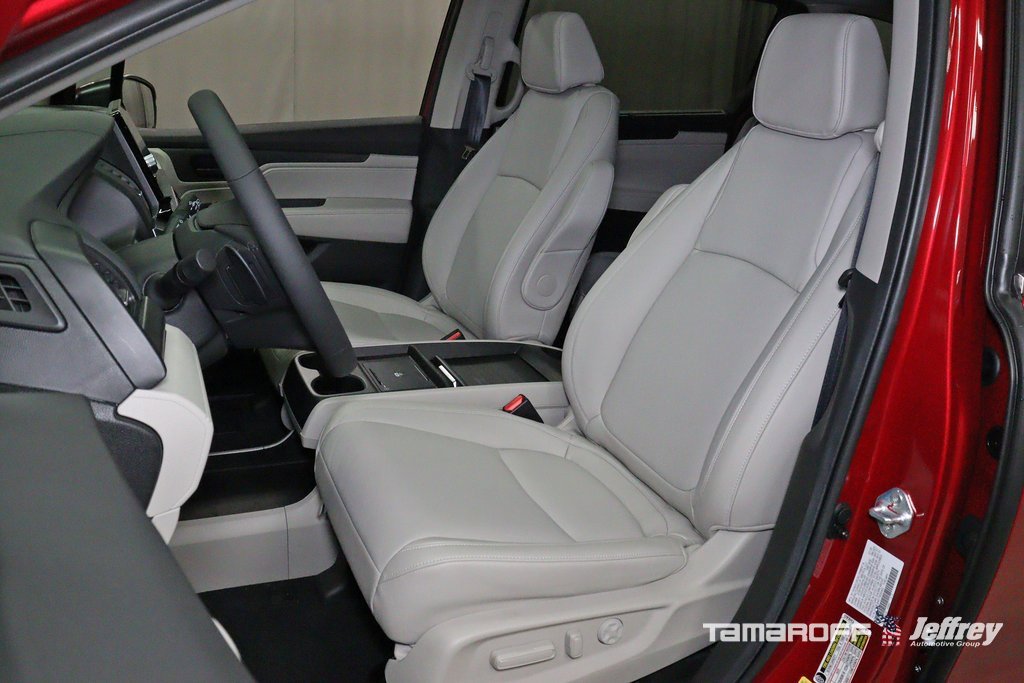 New 2026 Honda Odyssey EX-L image 4