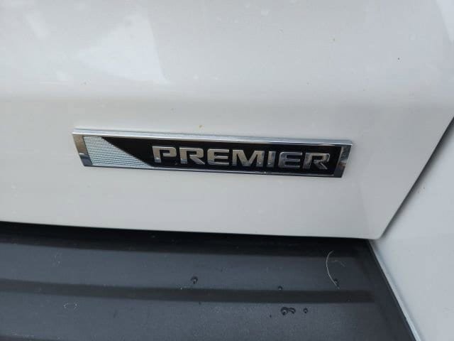 Certified 2018 Chevrolet Suburban Premier AWD/4WD image 42