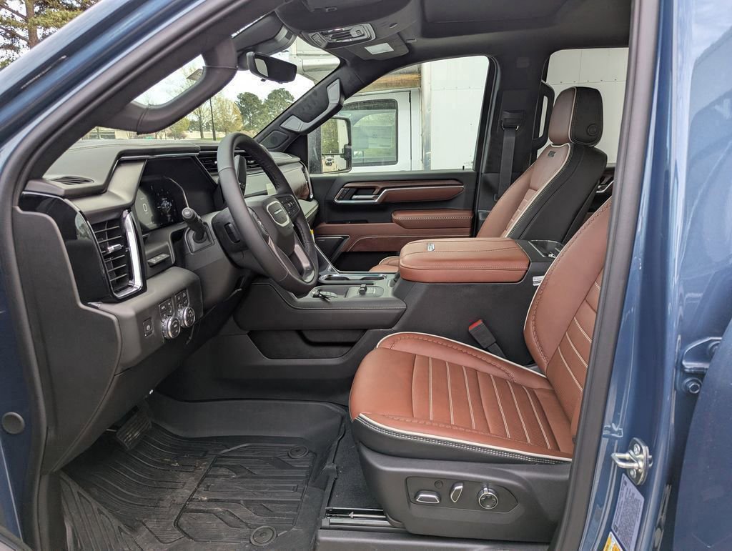 New 2026 GMC Sierra 3500 Denali Ultimate image 11