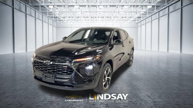 Used 2024 Chevrolet Trax RS FWD image 5