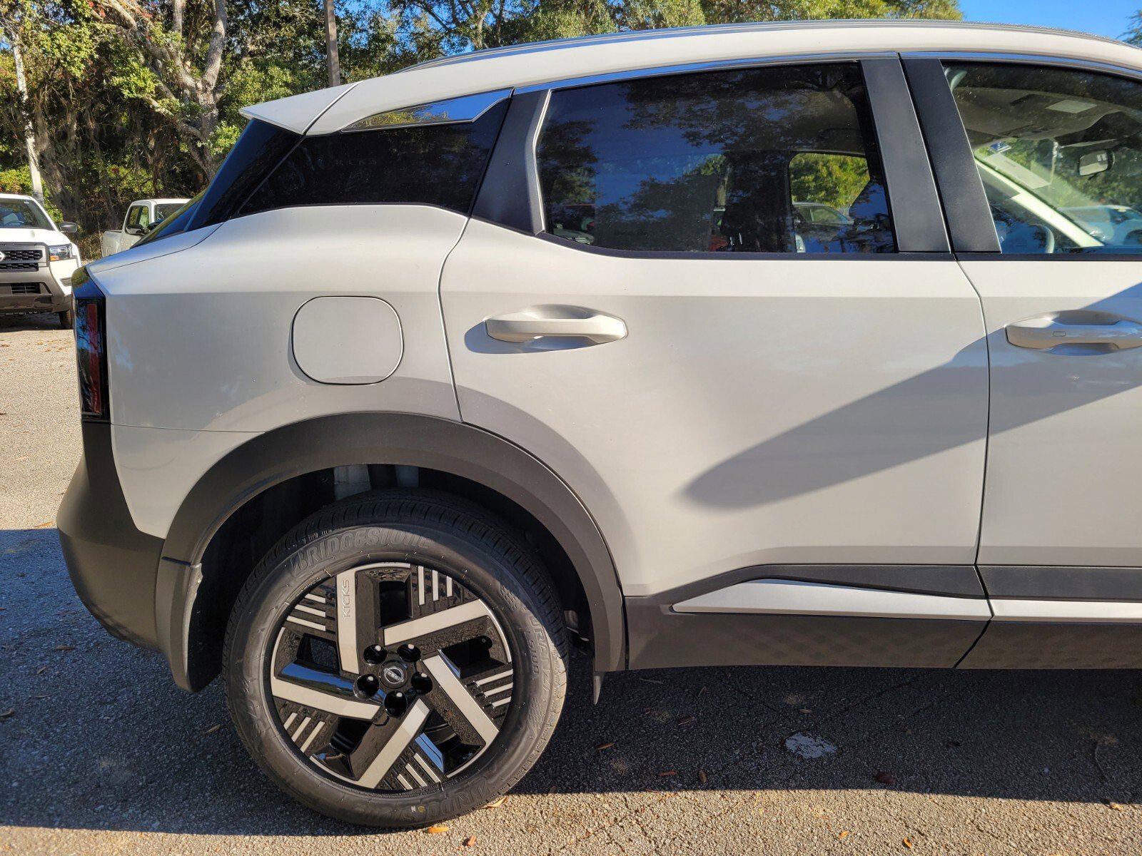 New 2026 Nissan Kicks SV image 6