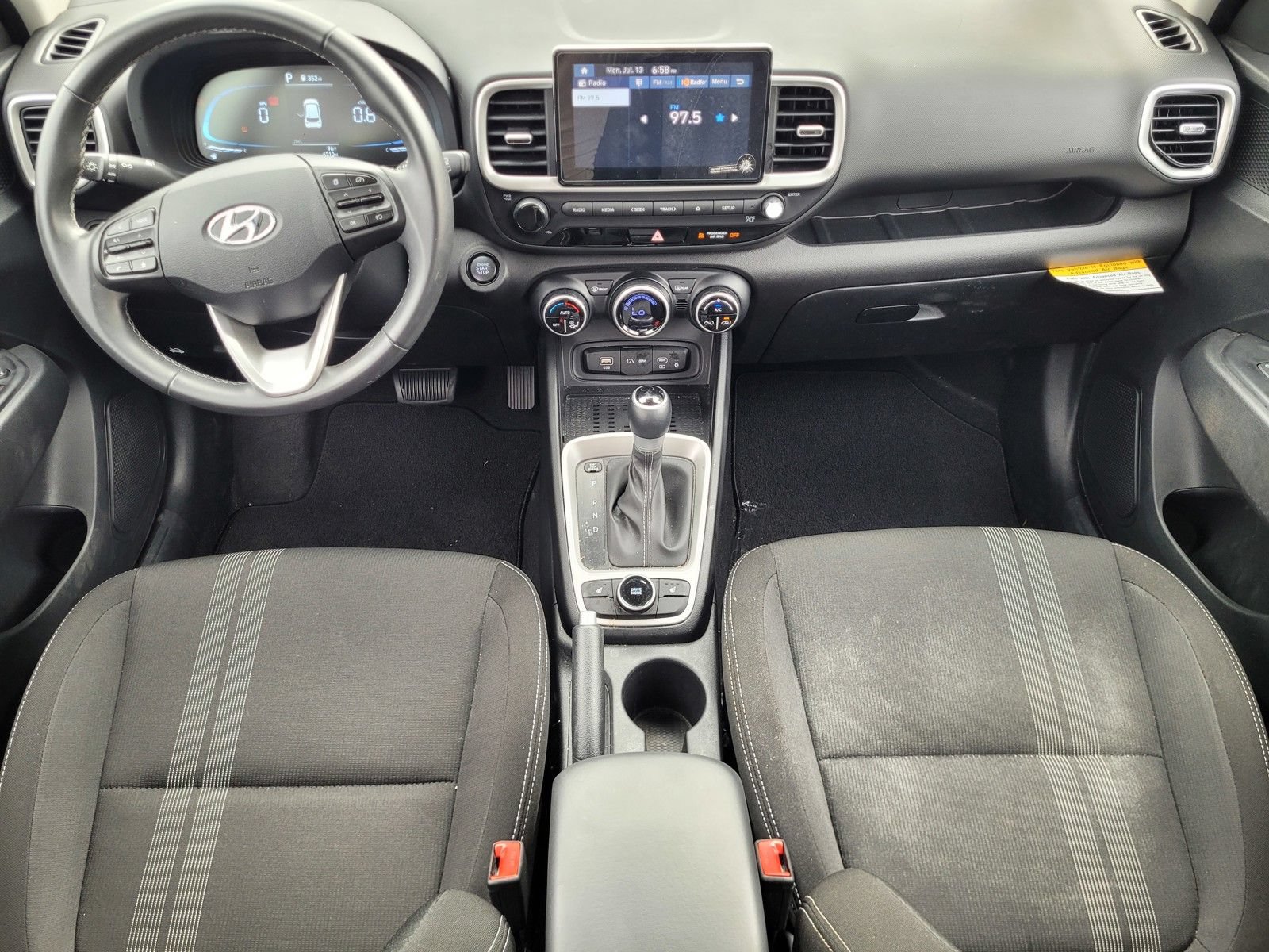 Certified 2026 Hyundai Venue SEL FWD image 17