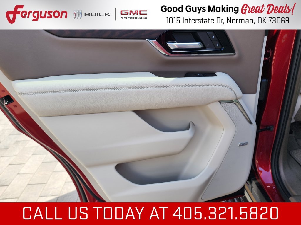 New 2026 GMC Yukon Denali w/ Denali Reserve Package AWD/4WD image 50