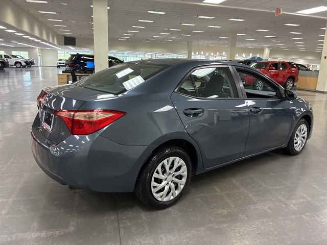 Used 2017 Toyota Corolla LE w/ Carpet Mat Package (TMS) FWD image 7
