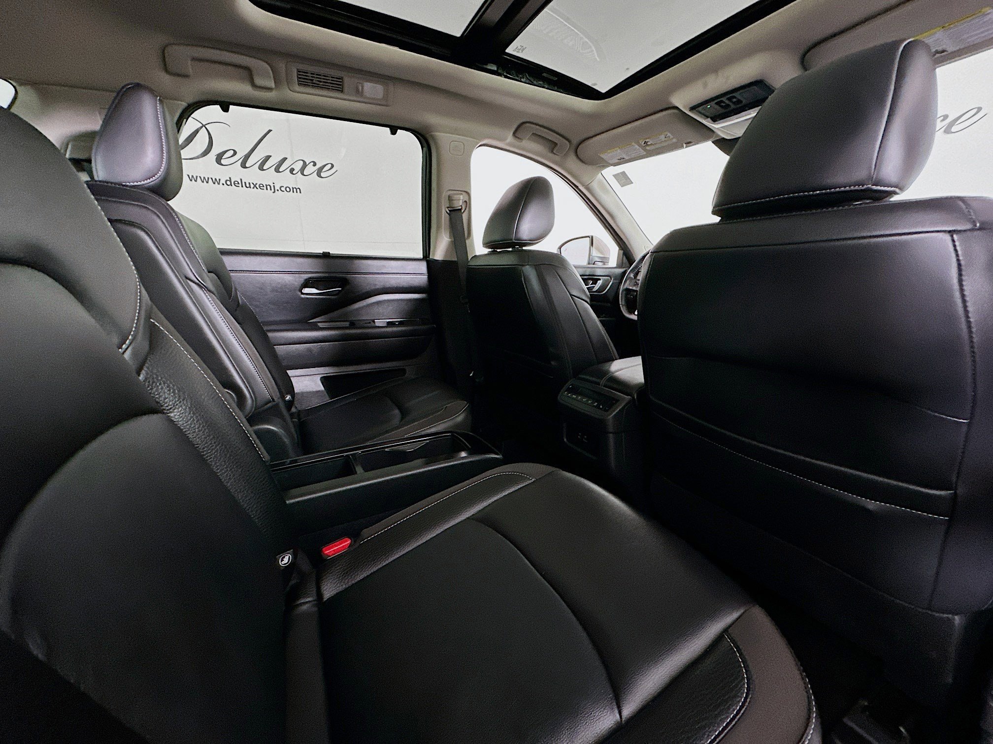 Used 2024 Nissan Pathfinder SL w/ SL Premium Package image 31