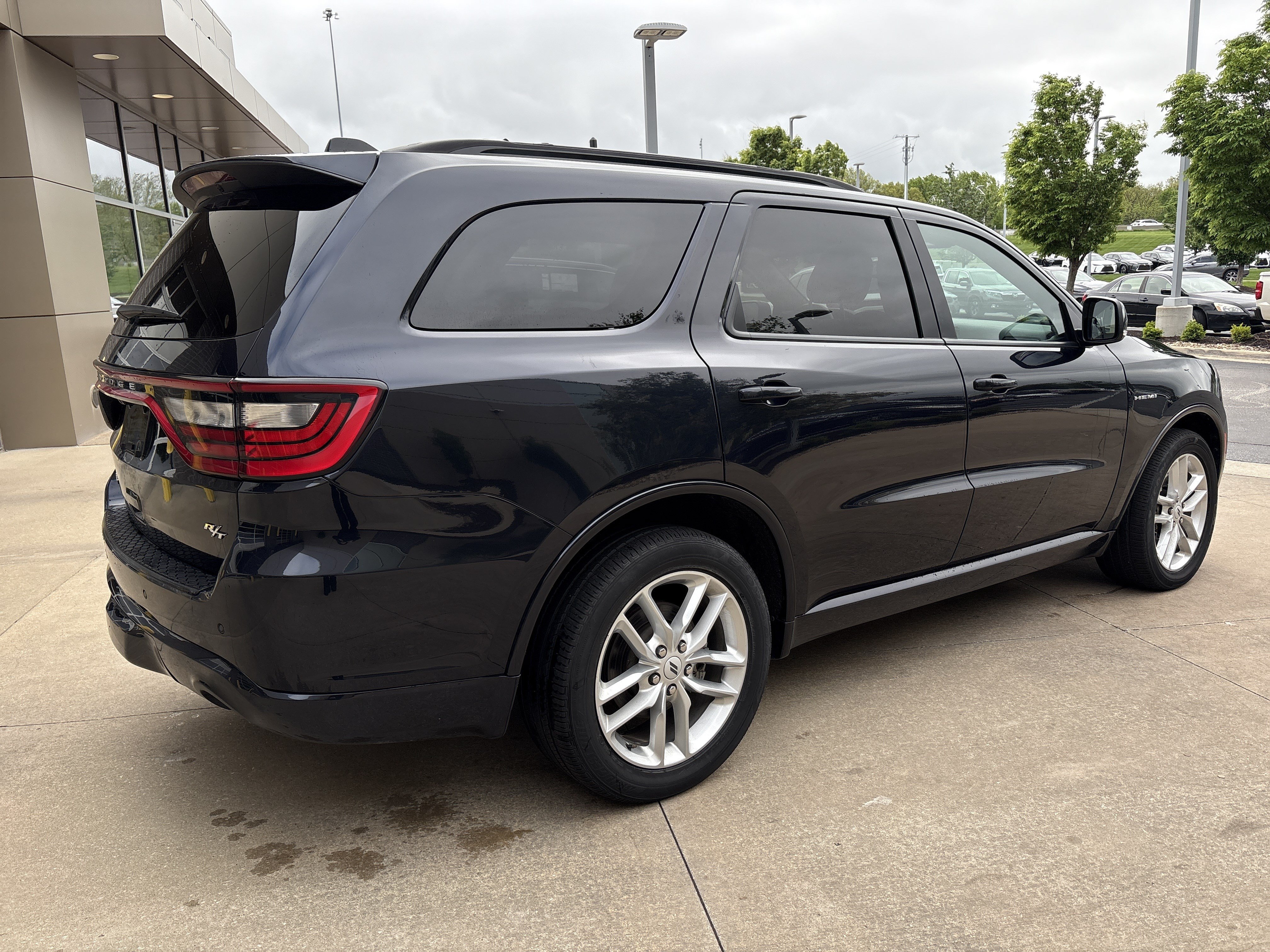 Used 2025 Dodge Durango R/T AWD/4WD image 9