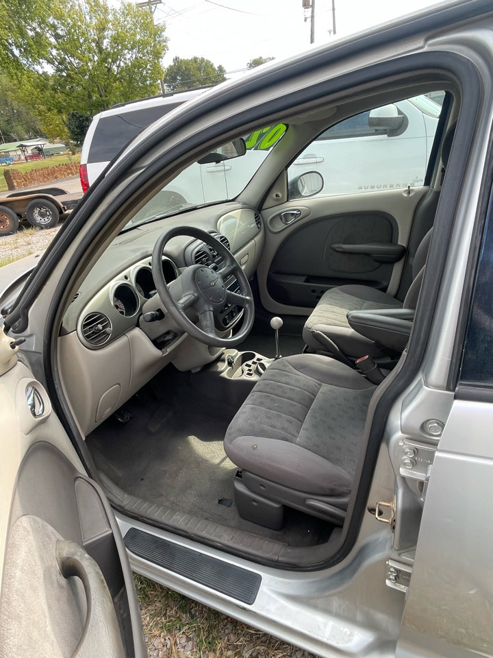 Used 2002 Chrysler PT Cruiser Base image 5