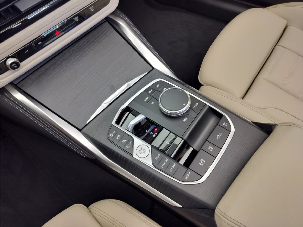 Certified 2026 BMW M440i Convertible w/ Premium Package RWD image 22