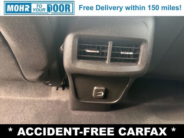 Used 2020 Chevrolet Equinox LS image 32