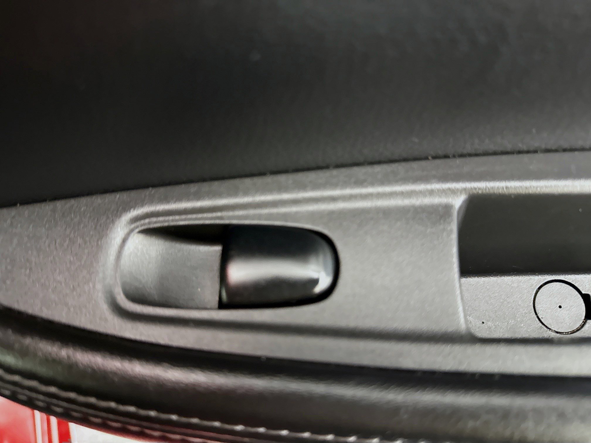 Used 2021 Nissan Rogue Sport S image 30