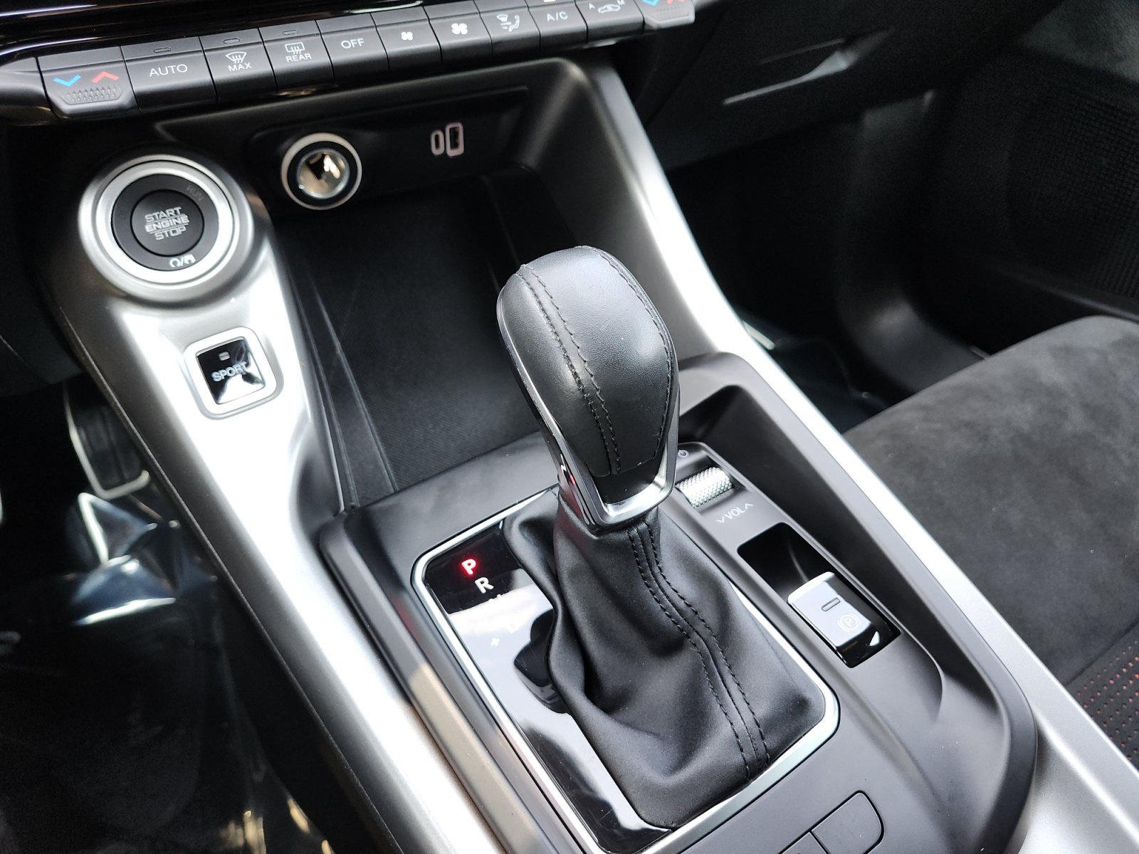 Used 2024 Dodge Hornet R/T AWD/4WD image 23