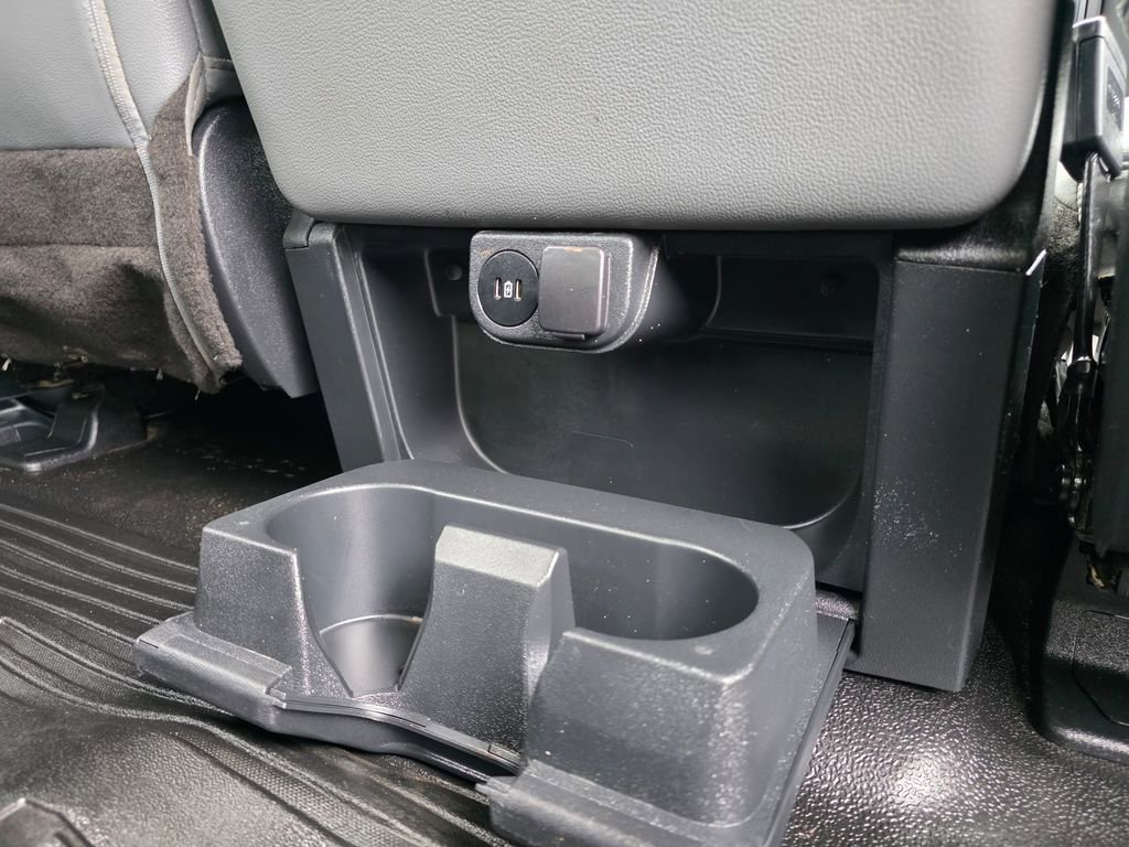 Used 2023 Ford F550 2WD Crew Cab Super Duty image 37