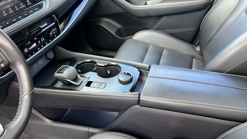 Used 2023 Nissan Rogue SL w/ SL Premium Package image 20