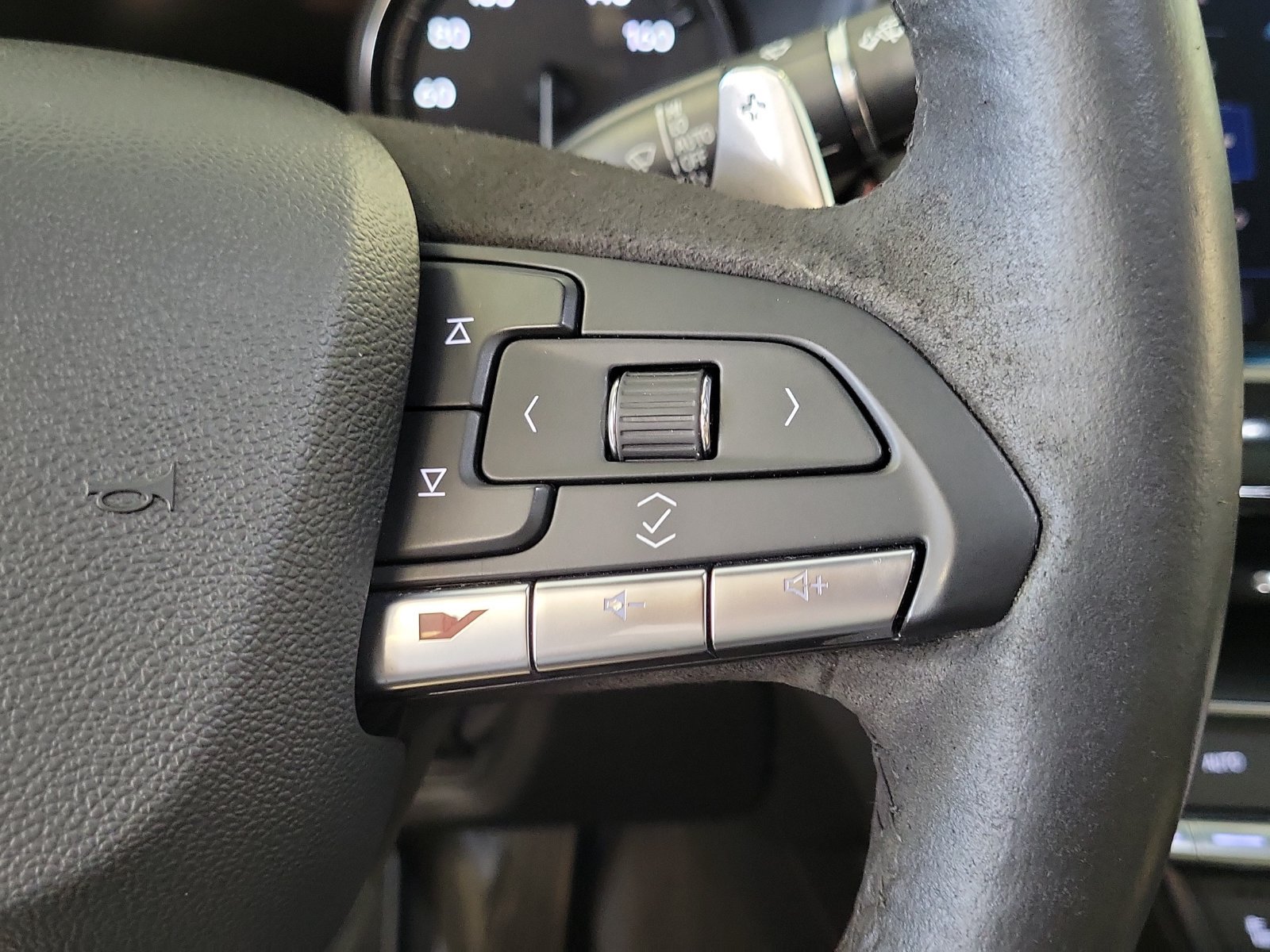 Used 2020 Cadillac CT5 V w/ Premium Package RWD image 25