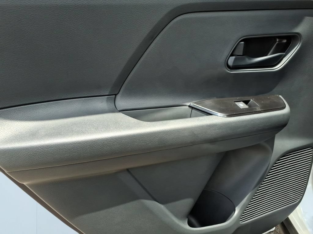 New 2026 Nissan Kicks S FWD image 9