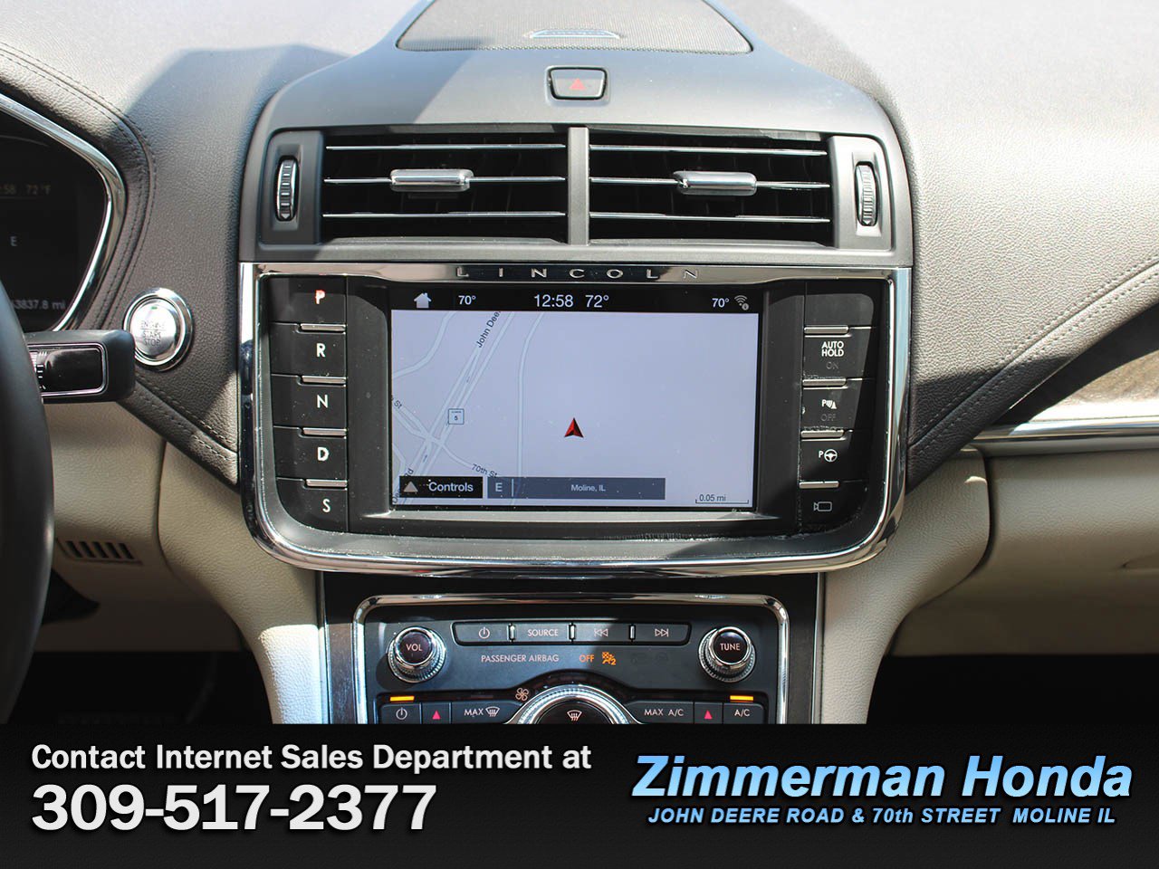 Used 2017 Lincoln Continental Reserve w/ Technology Package image 14