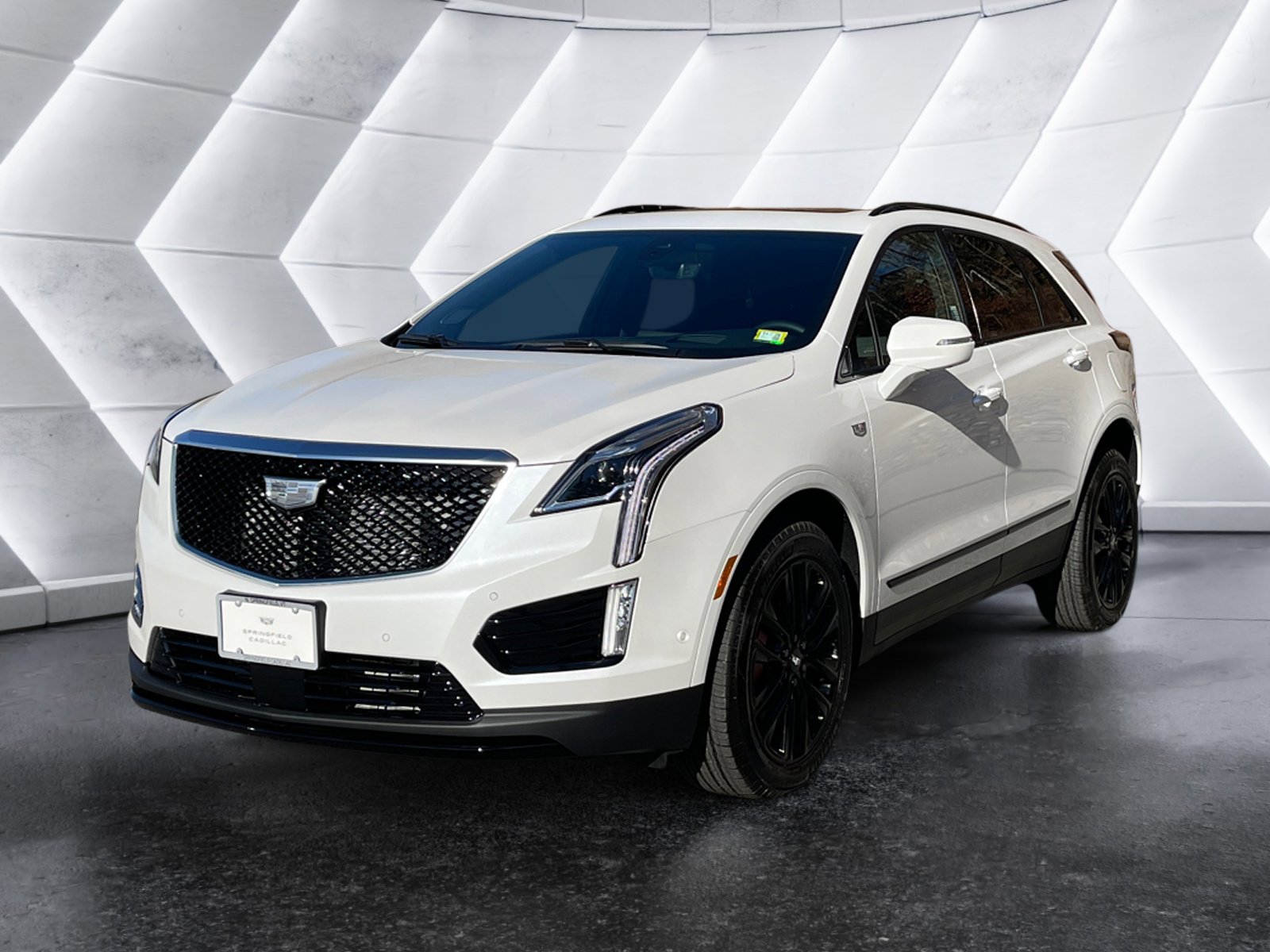 New 2026 Cadillac XT5 Sportv w/ LPO, Onyx Lite Package image 2